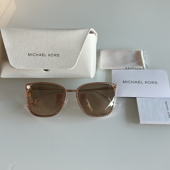 Michael Kors Stockholm Square Crystal Gradient Sunglasses Rose Gold Frame NEW - Picture 5 of 6